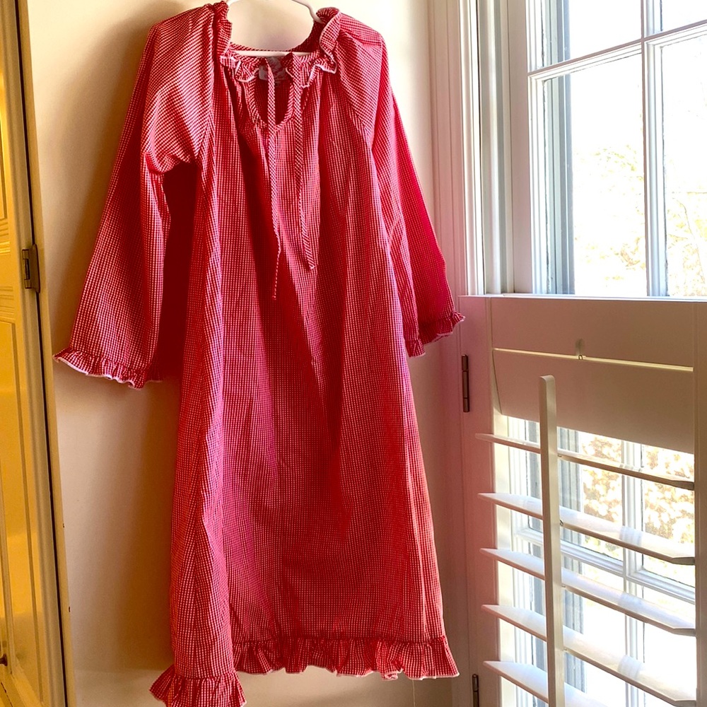 Cecil & Lou gingham nightgown